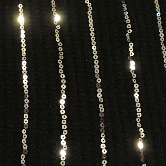 Chunky Nanette Lepore long sleeved black sweater with silver sequin stripes (S) - Picture 12 of 12